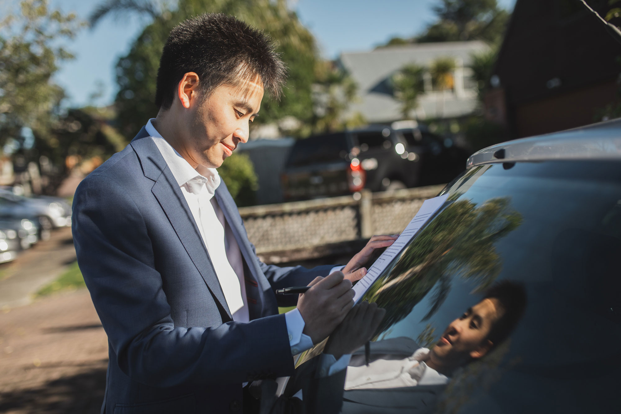 groom writing his vows