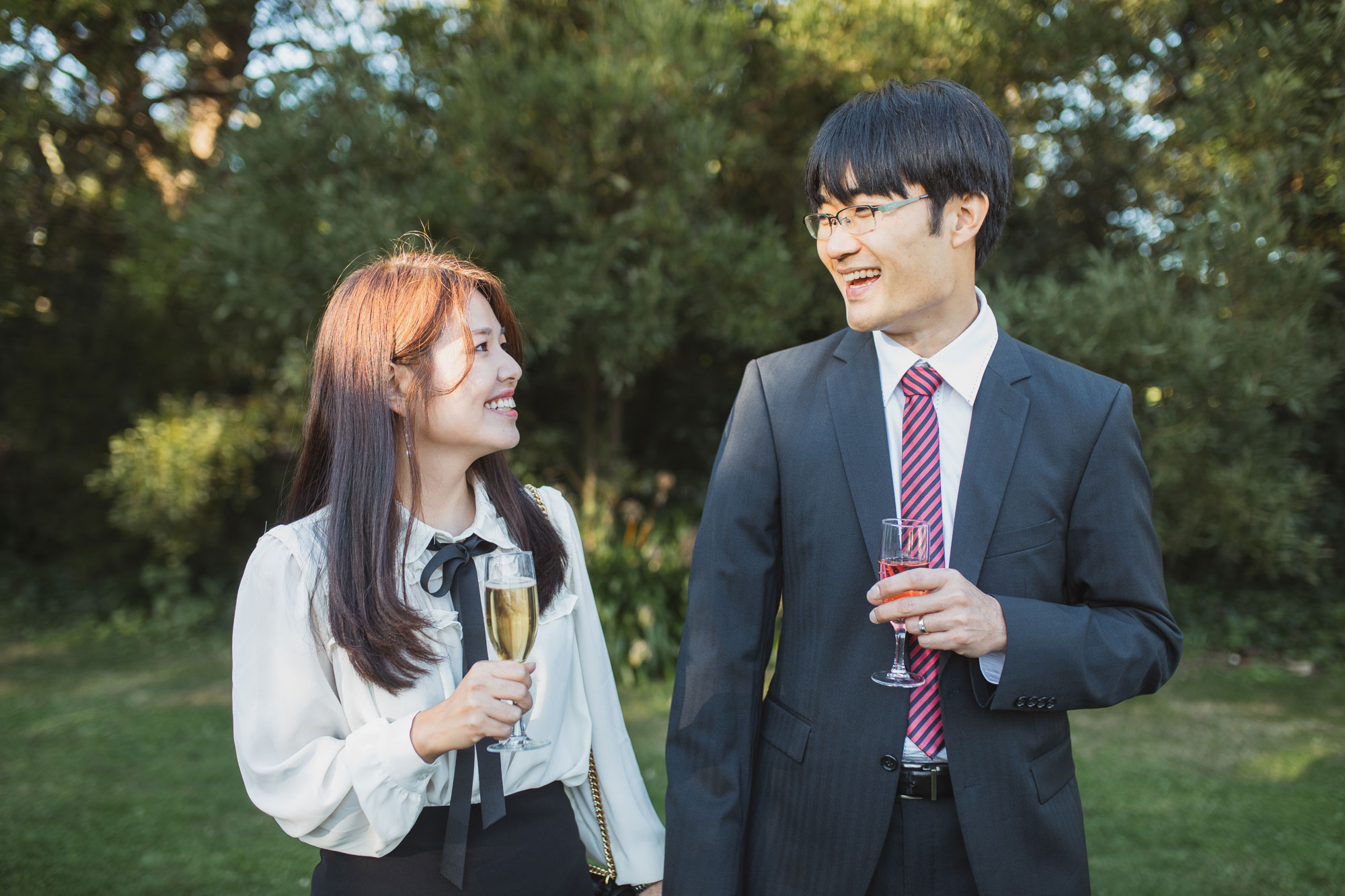 wedding guests having a drink