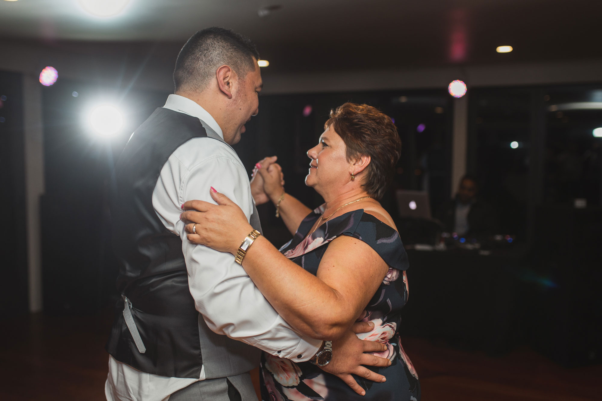 wedding mother groom dance