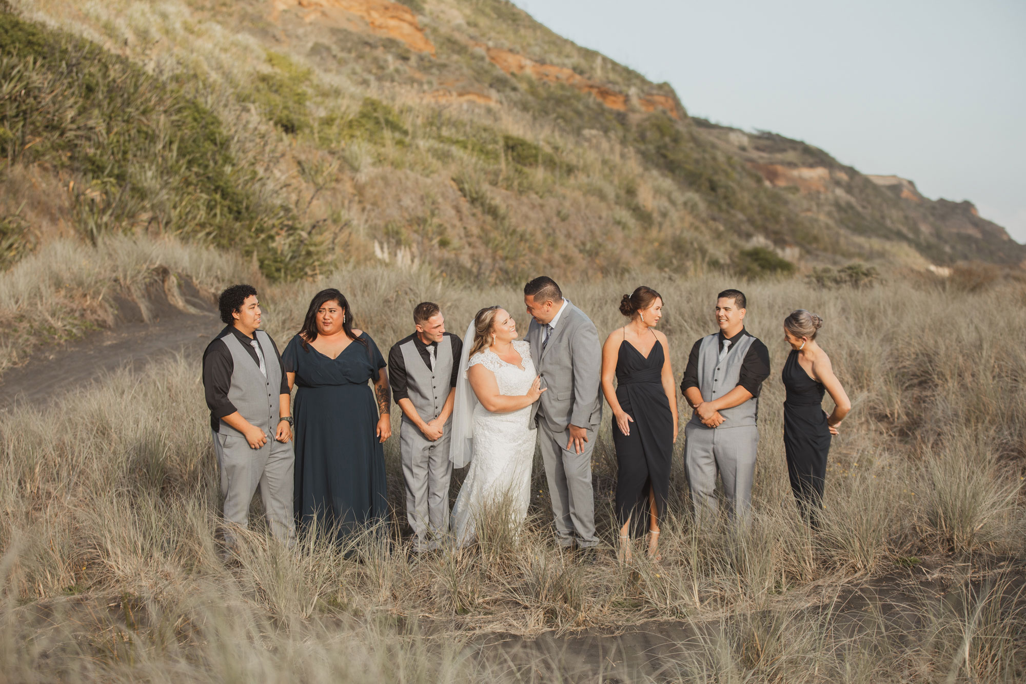 bridal party photo at auckland beach