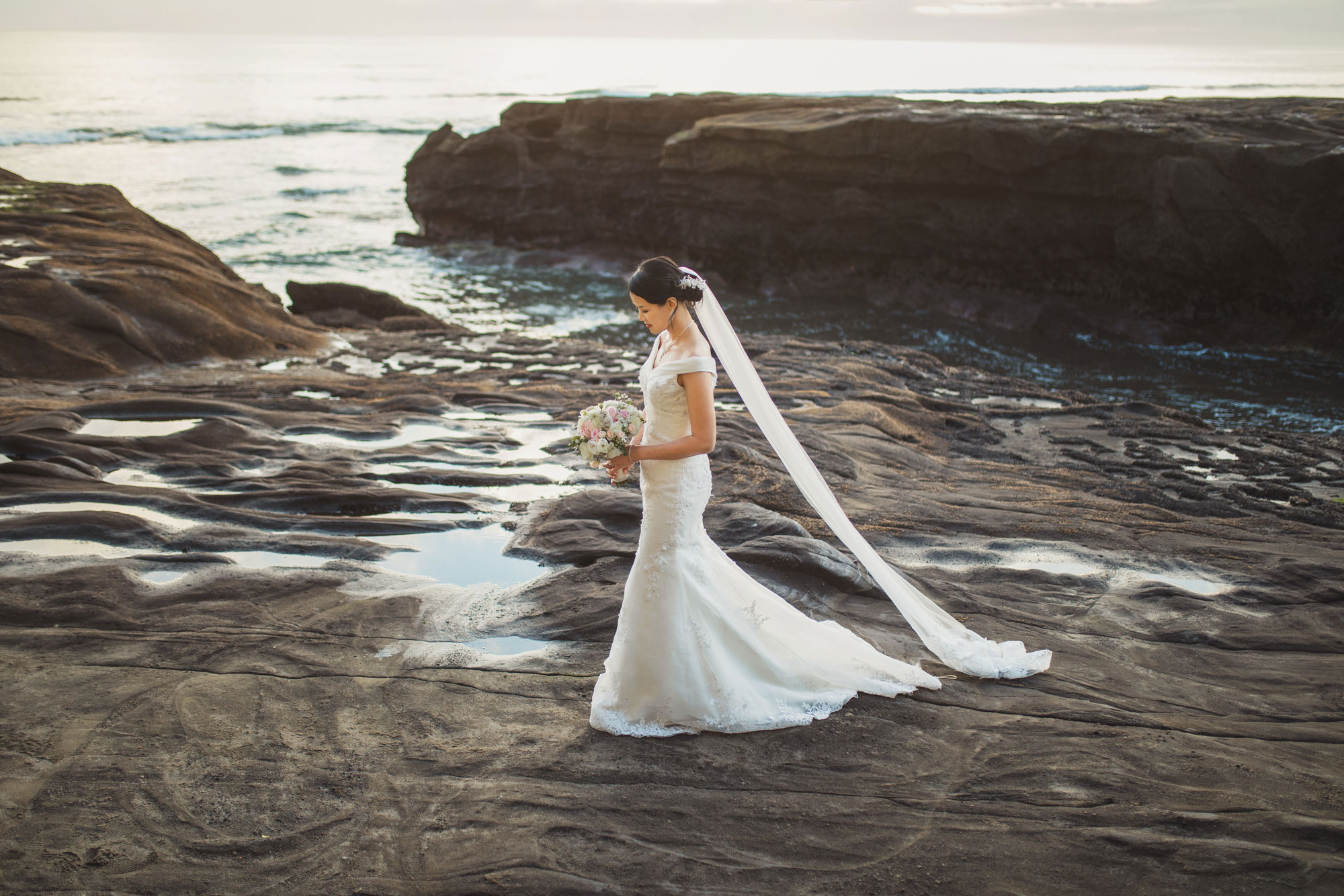 bridal portrait at muriwai