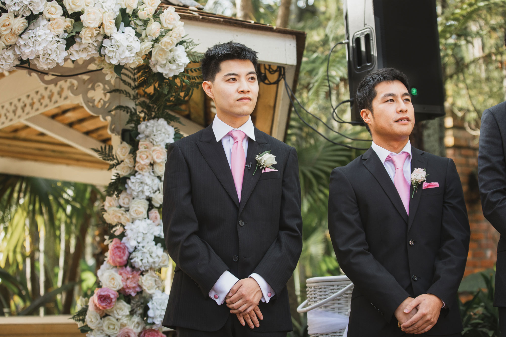 groom waiting for the bride at settlers manor