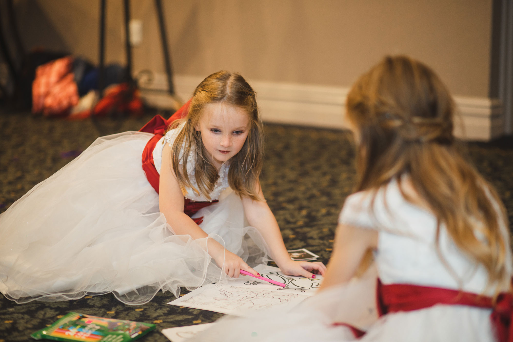 children playing at the wedding