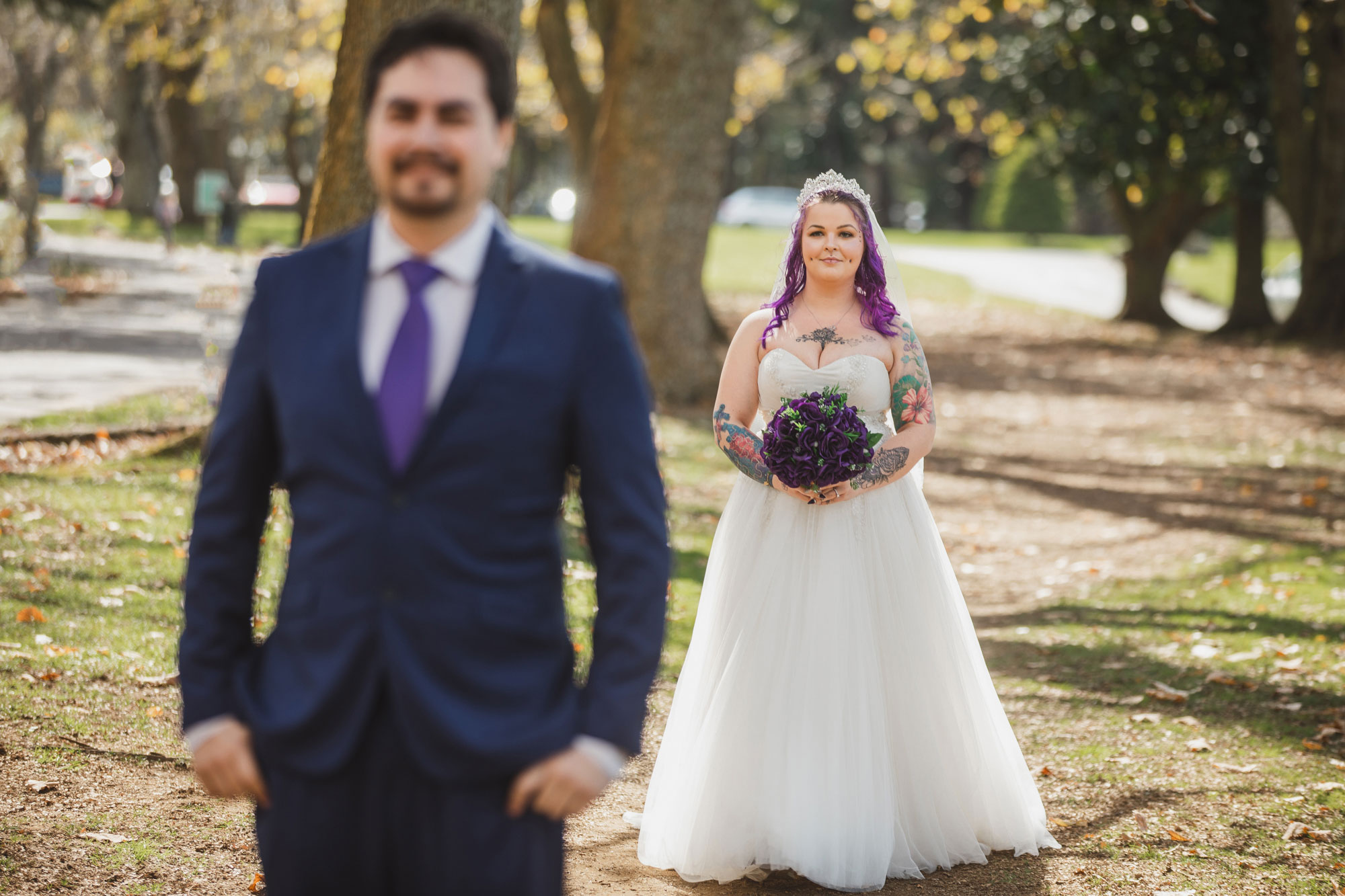 couple first look cornwall park