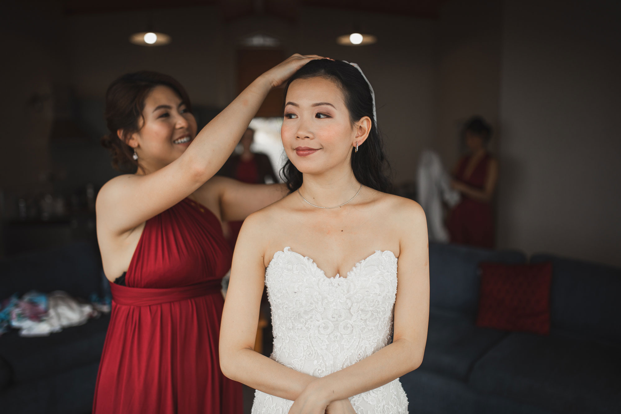 bride and her veil