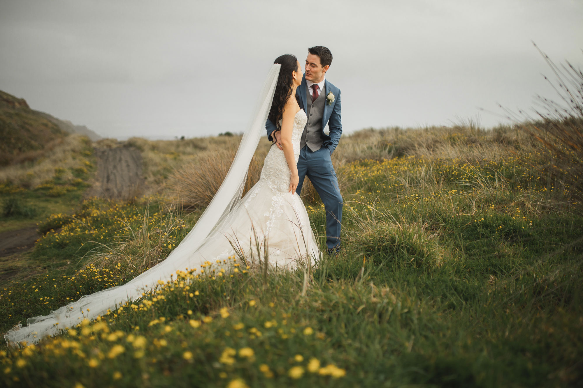 castaways wedding photo at the beach