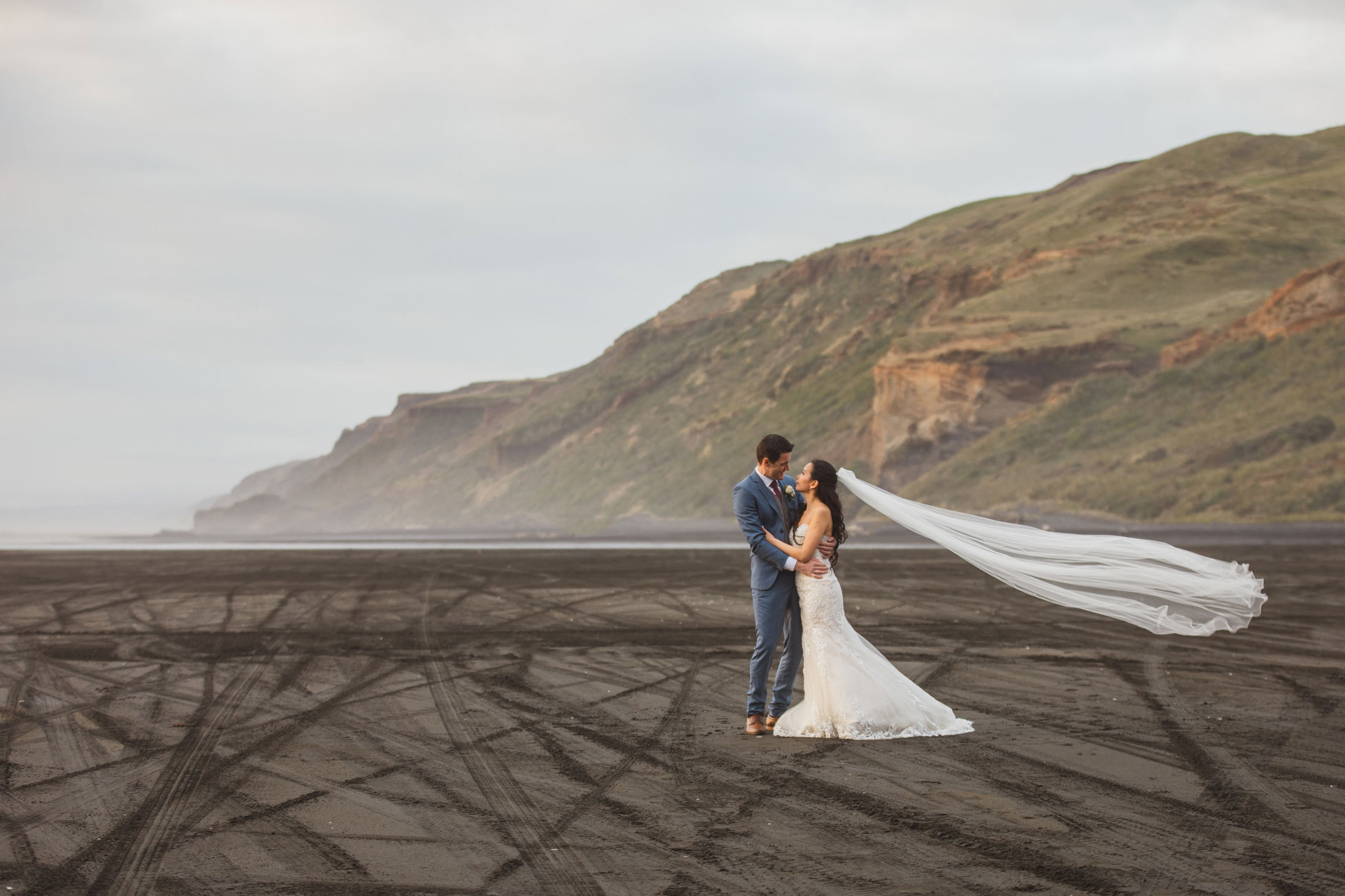 wedding photo at castaways beach