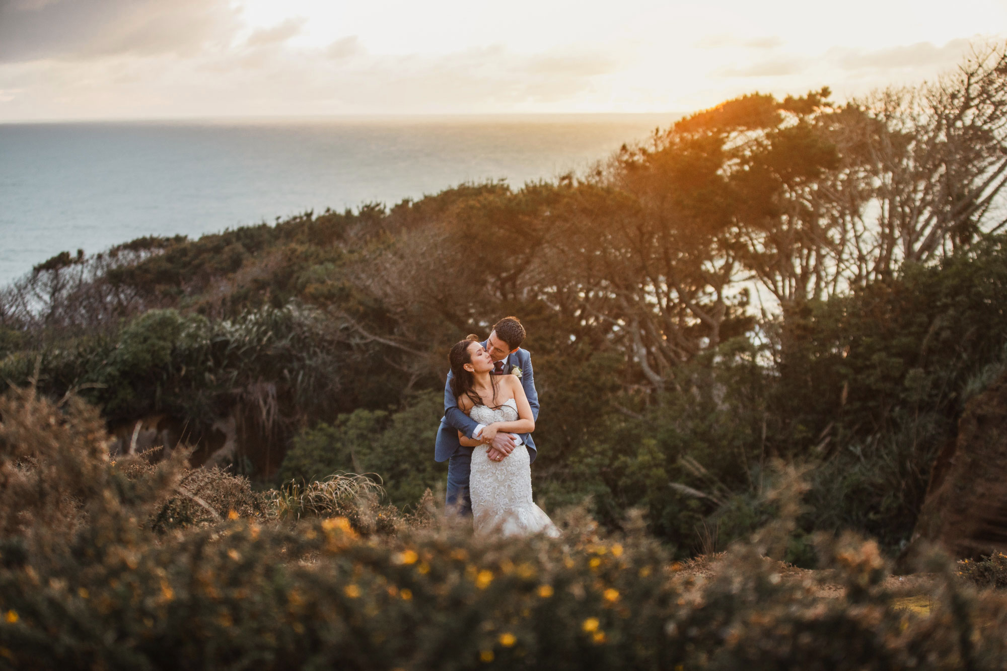 castaways wedding couple photo