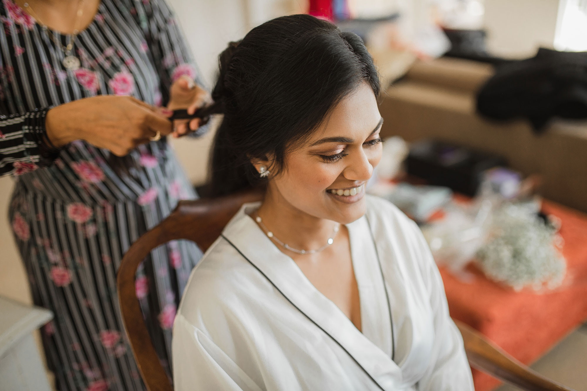 bride getting ready waiheke island