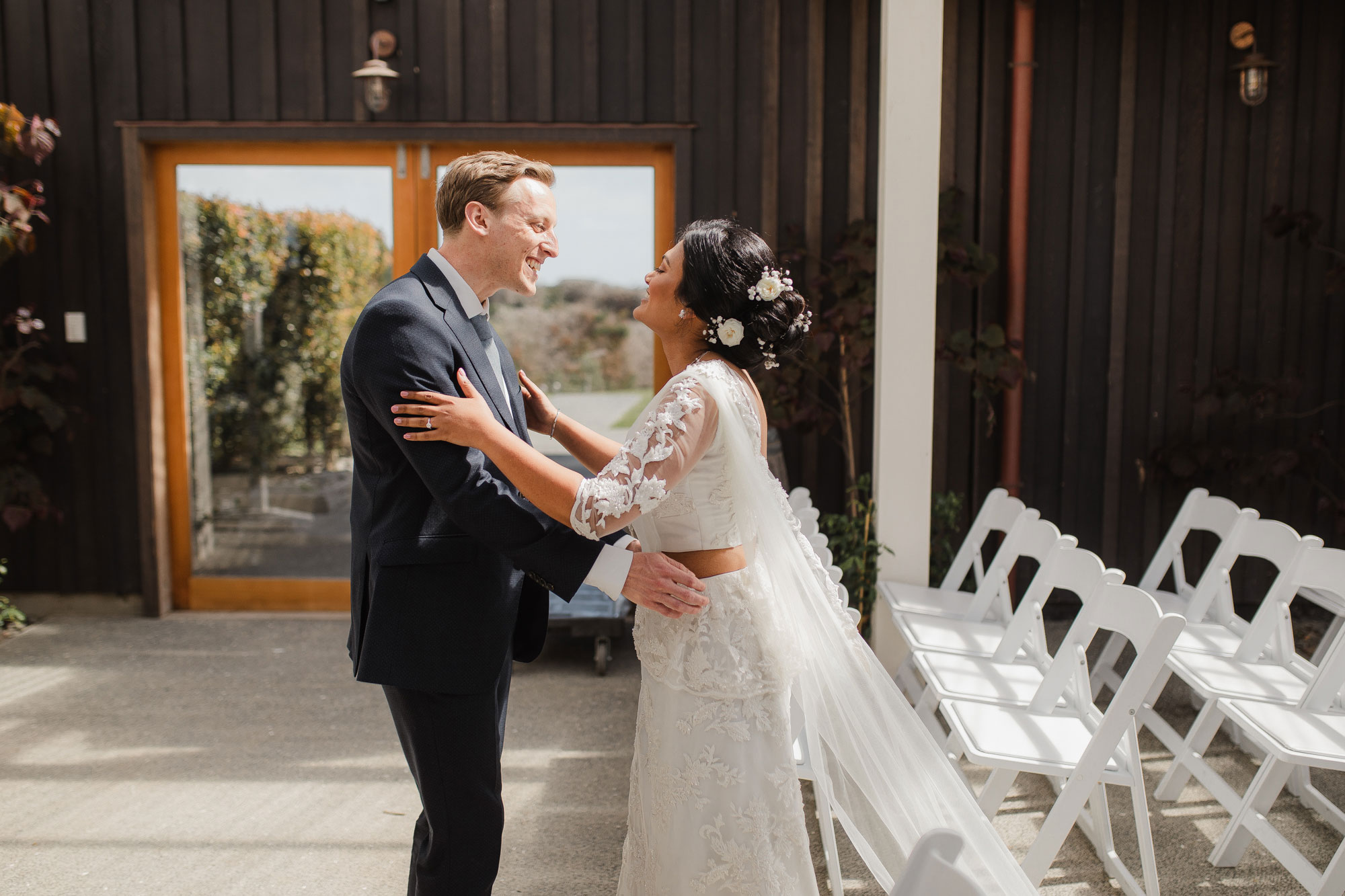 groom seeing bride for the first time