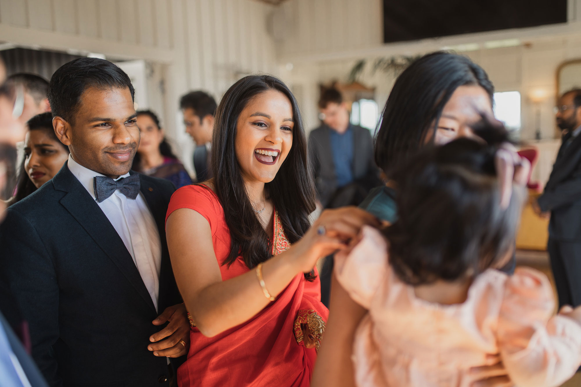 weddings guests at mudbrick vineyard