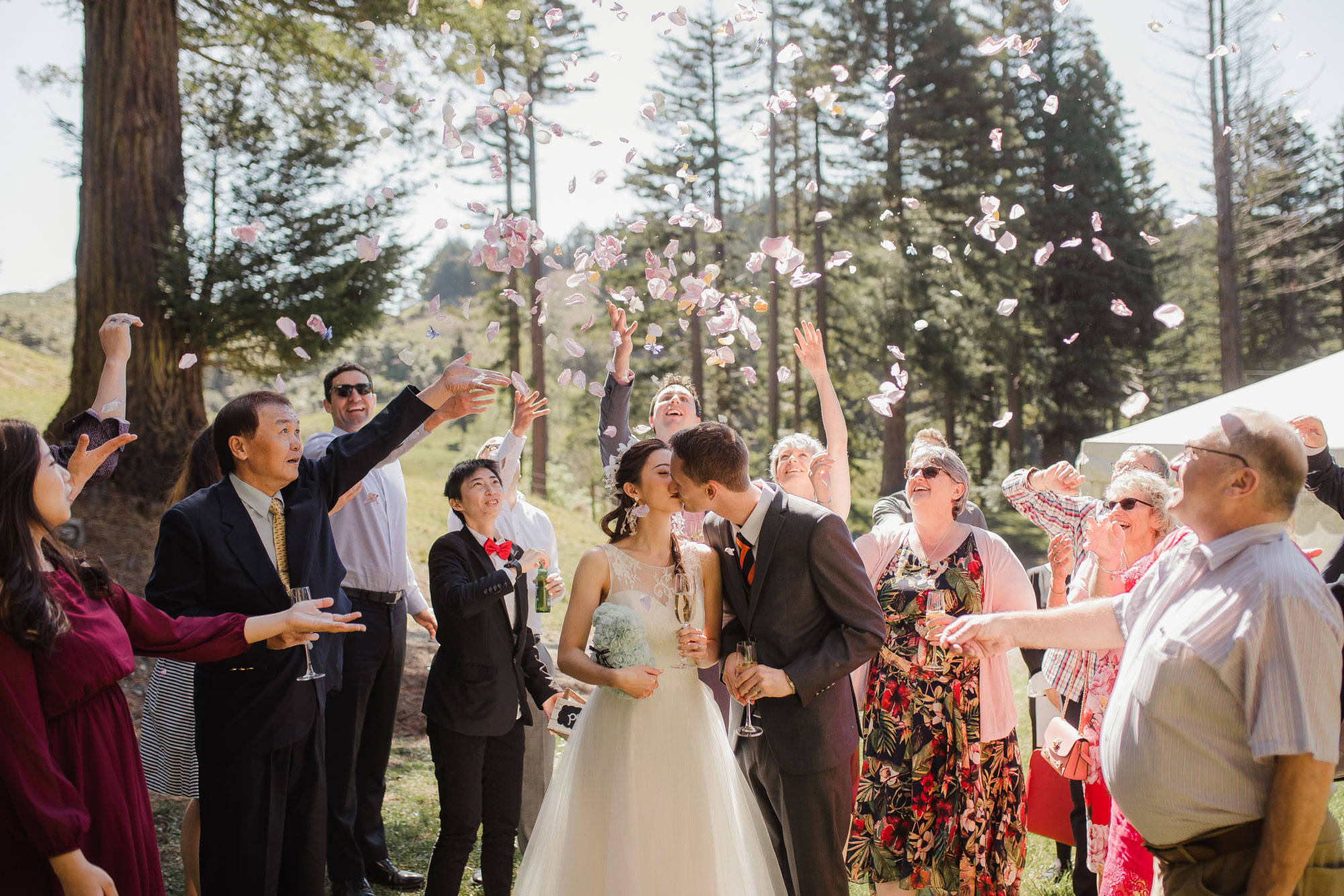 wedding flower petal toss