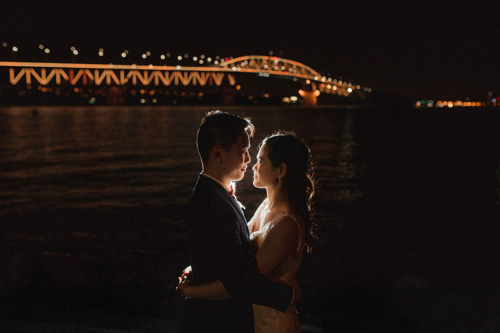 auckland harbour bridge wedding photo shoot