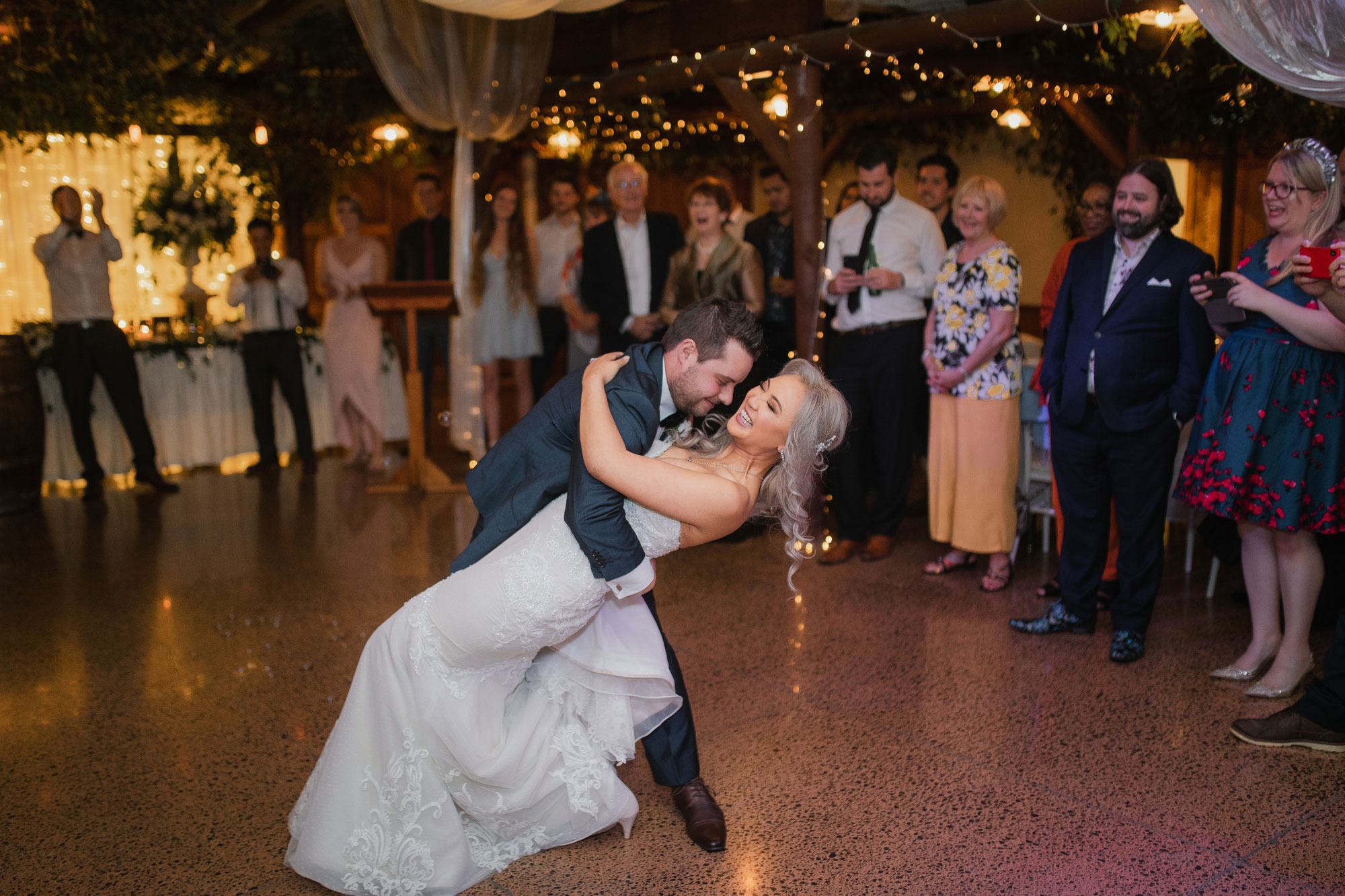 auckland wedding first dance dip