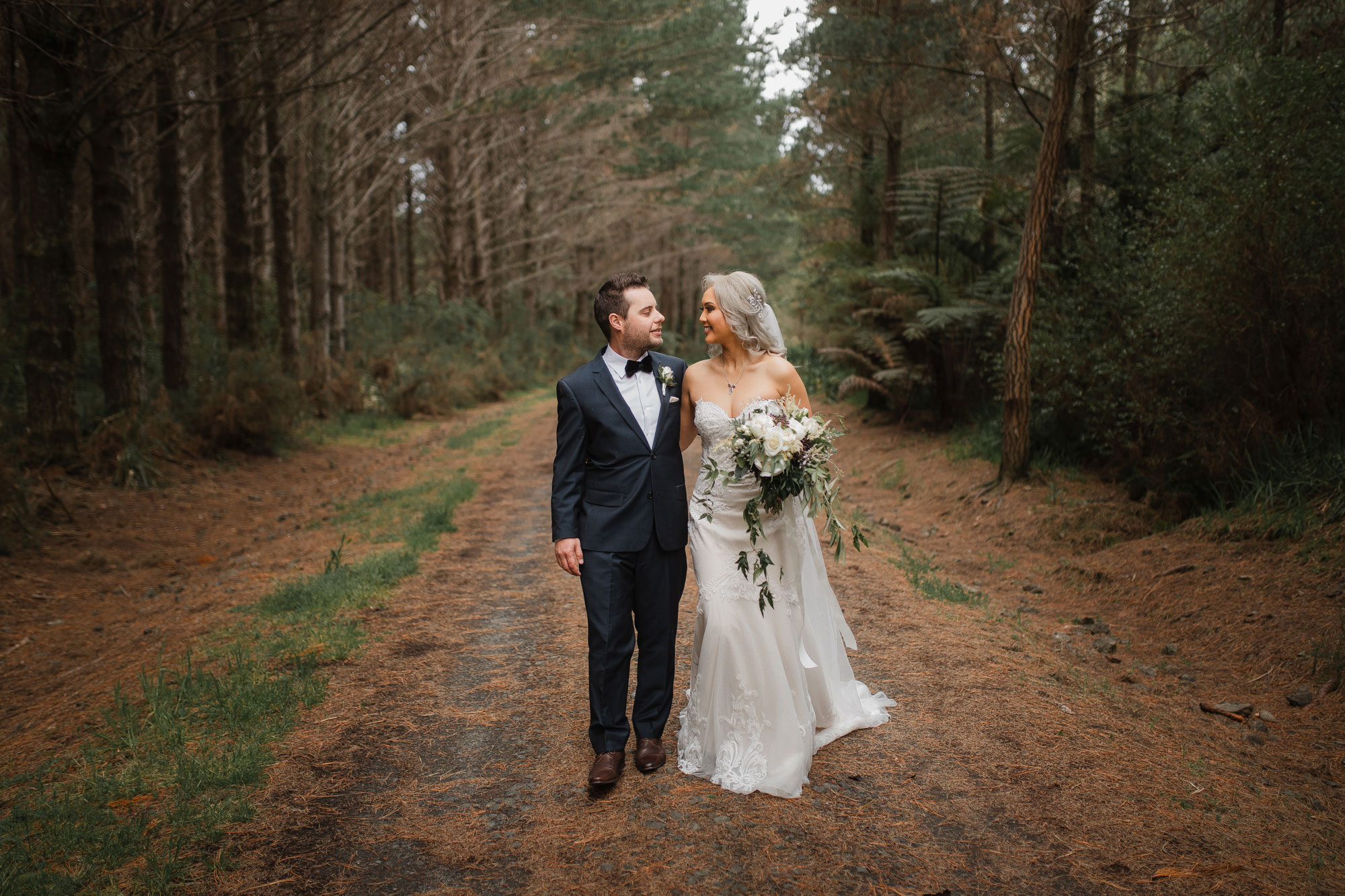 riverhead forest wedding shoot