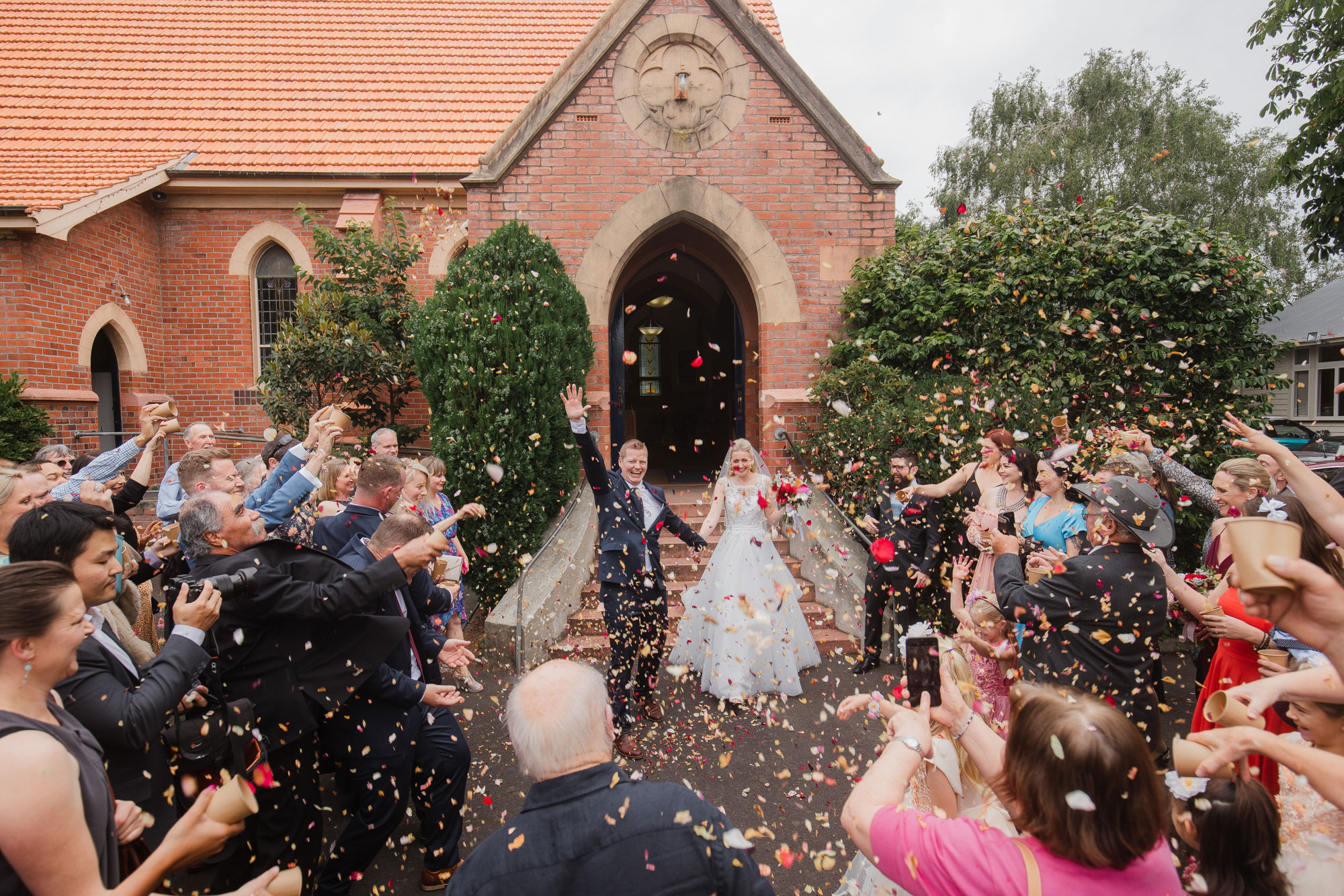 auckland wedding ceremony confetti