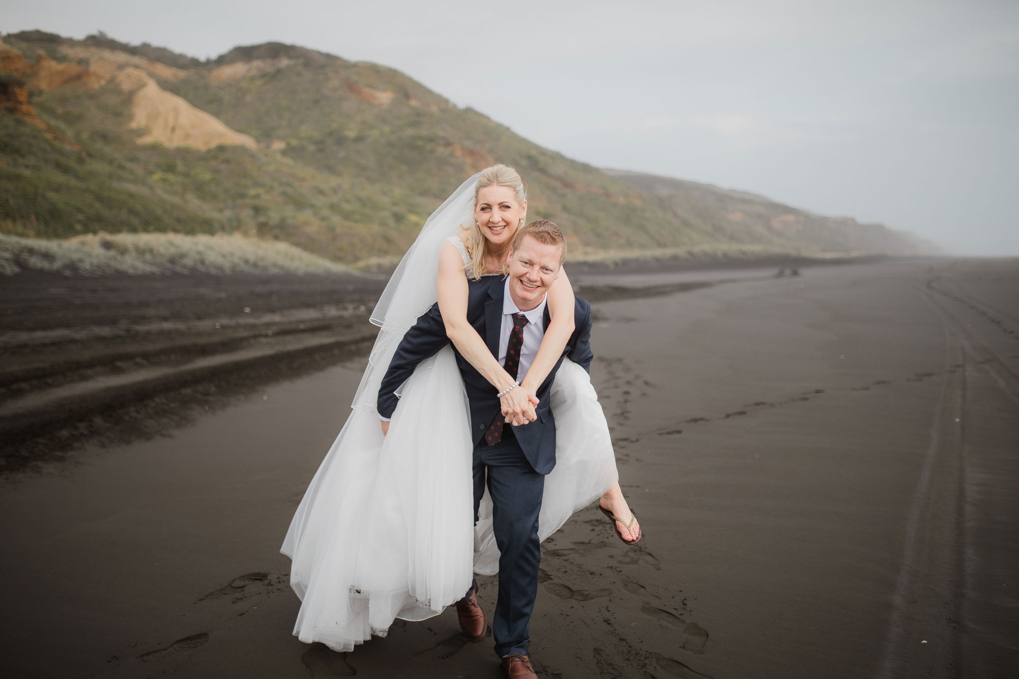 couple beach photos