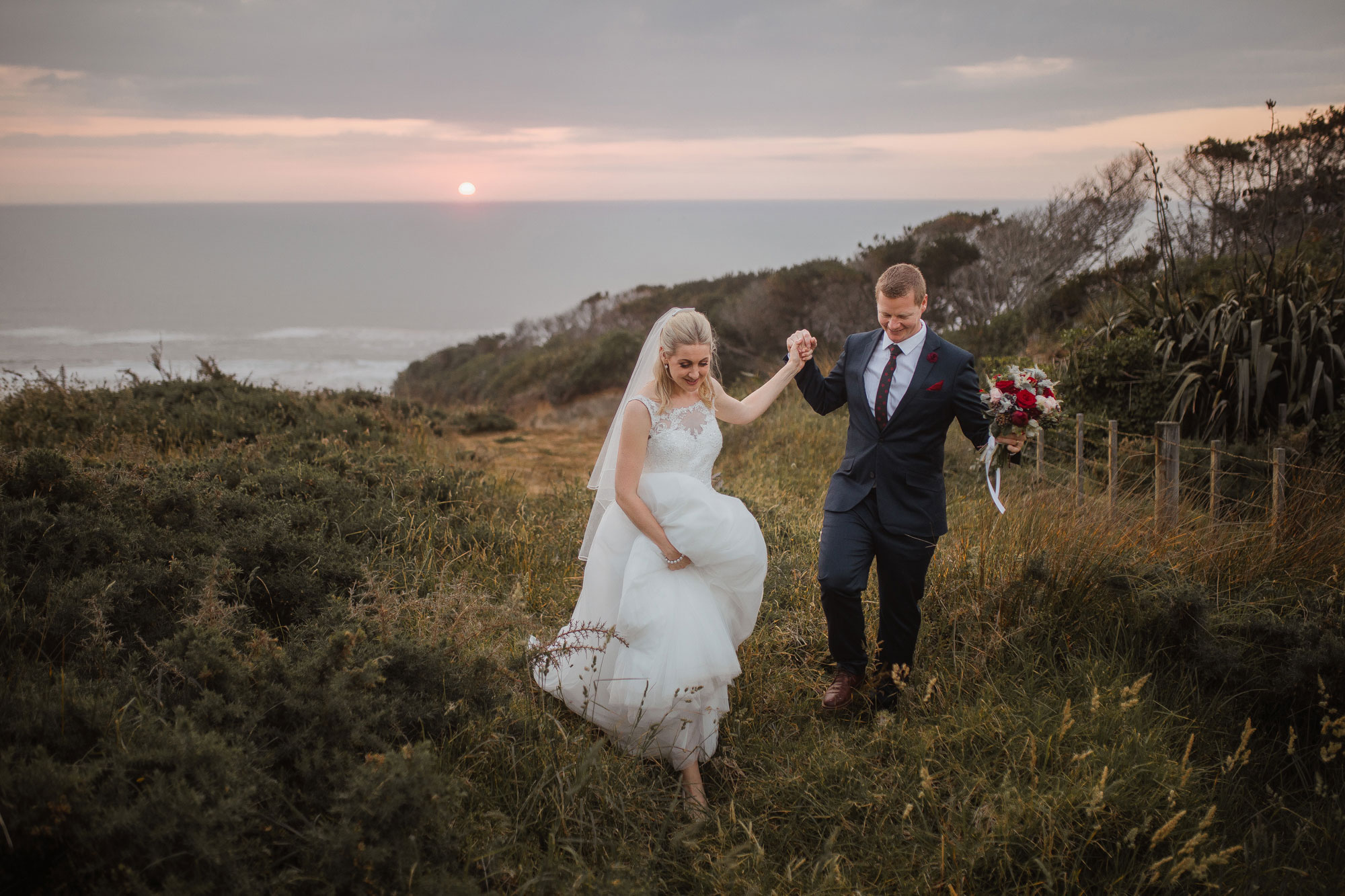 auckland sunset wedding photos