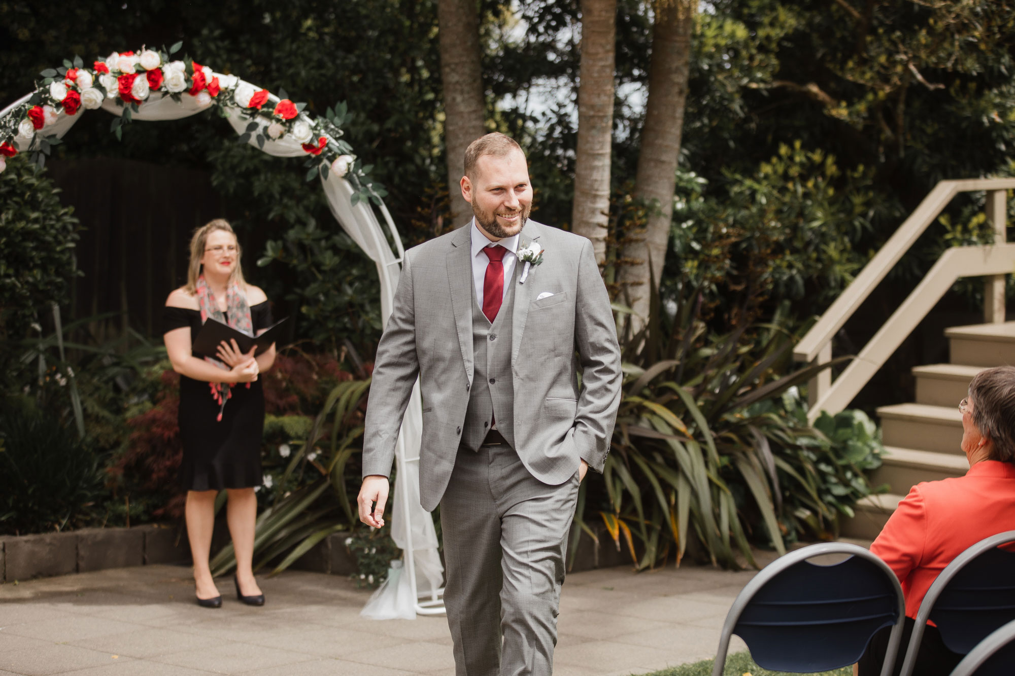 groom waiting for the bride