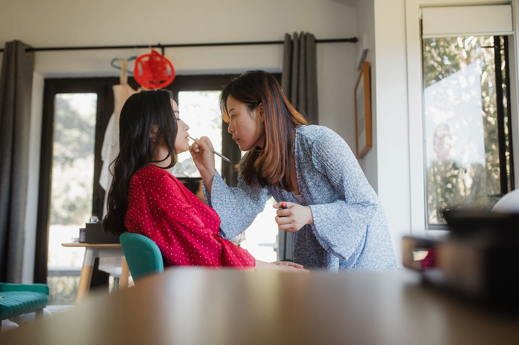 auckland bride getting ready