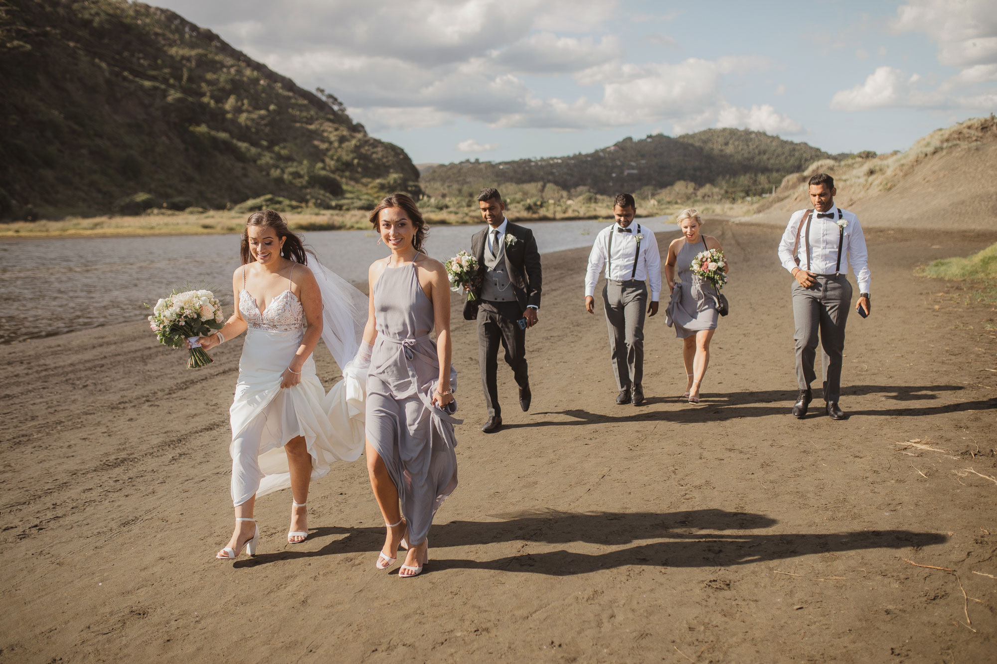 auckland bethells beach wedding photo