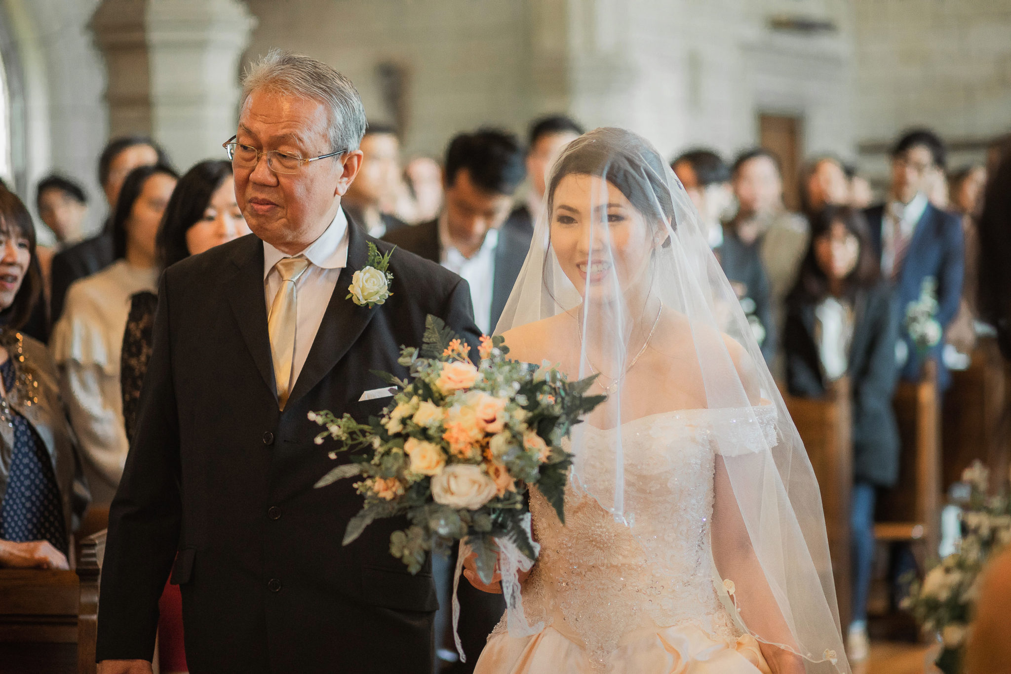 father walking bride down the aisle