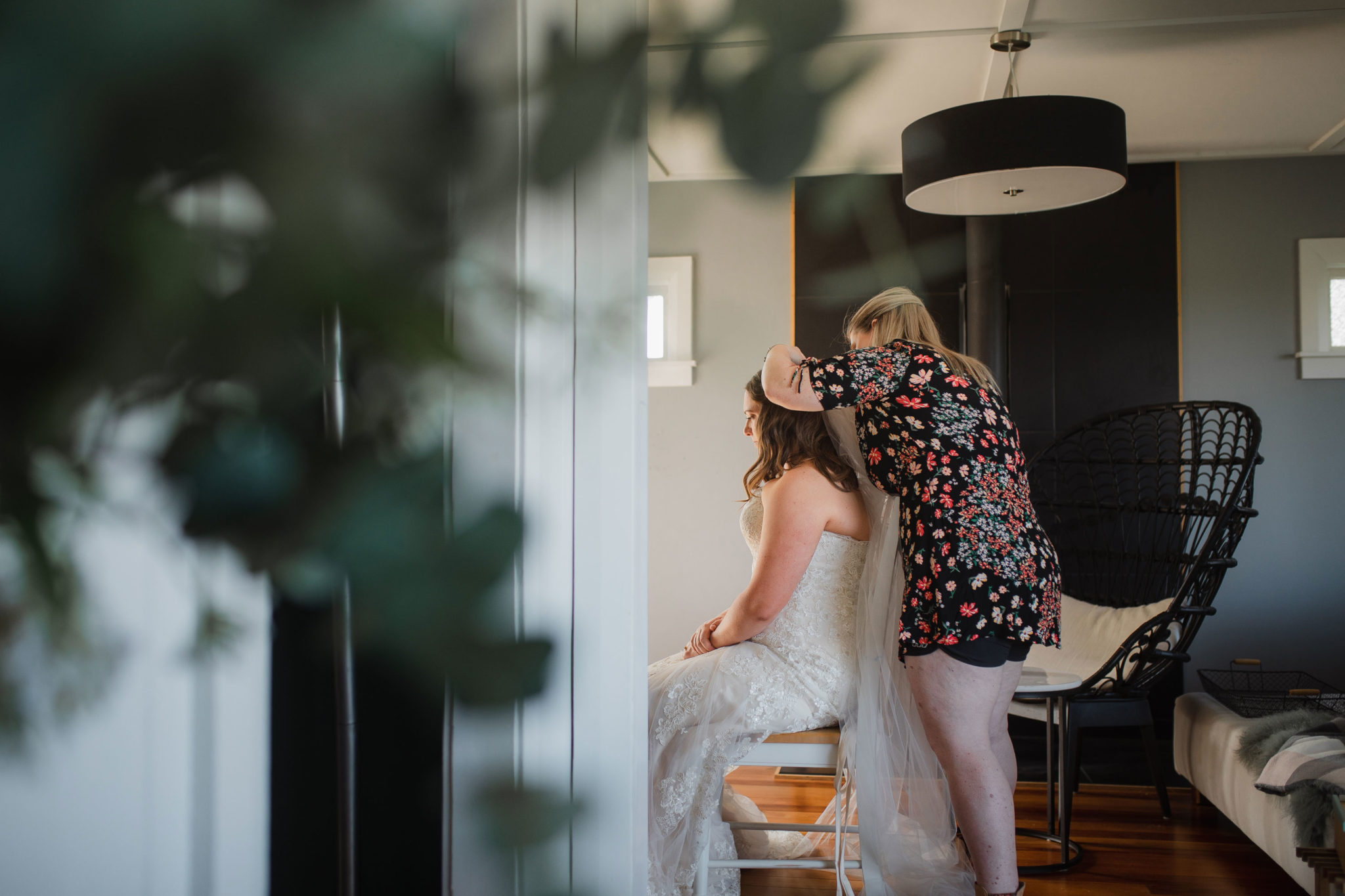 bride getting ready in the morning