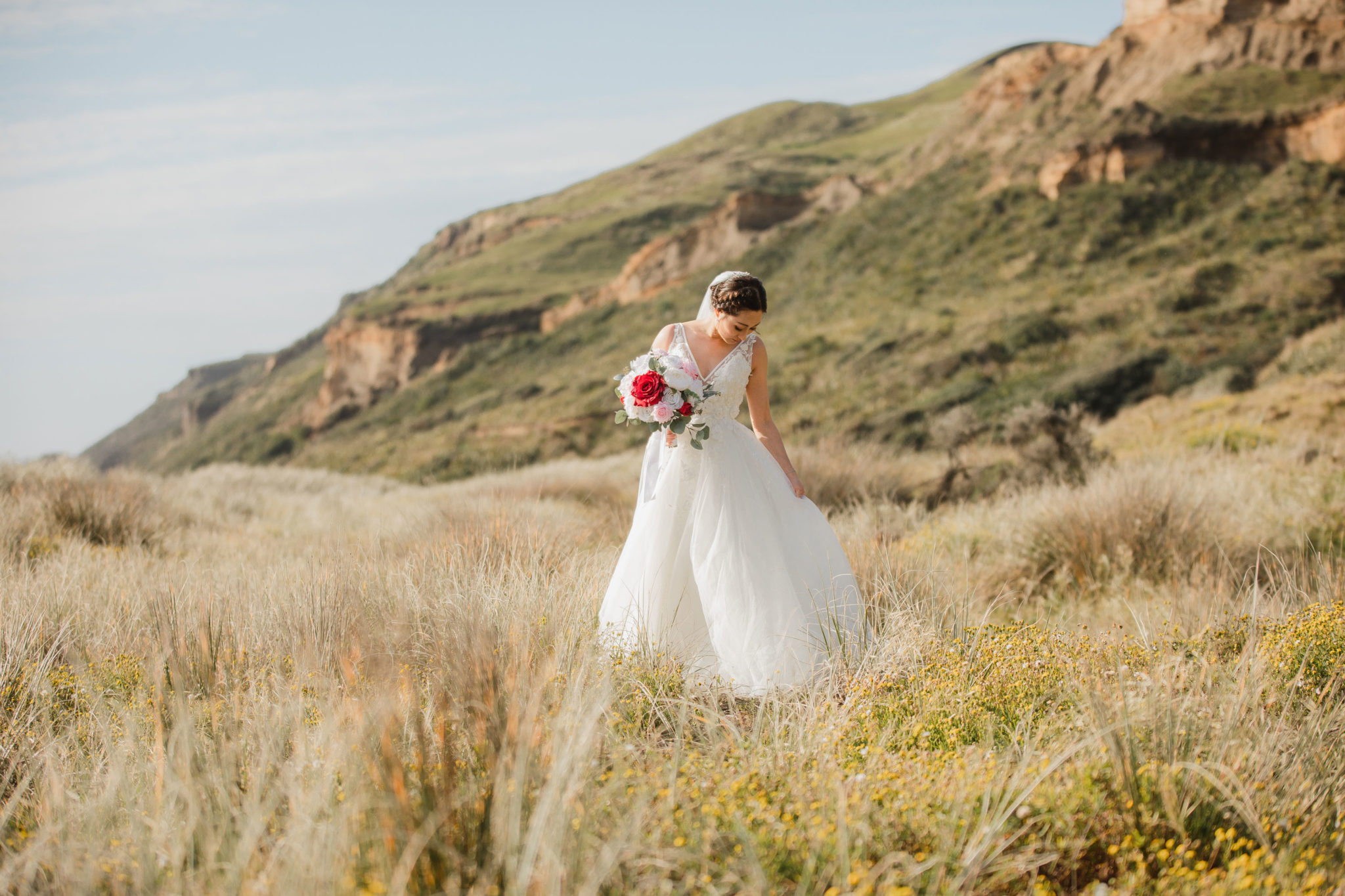 castaways beach bridal shoot