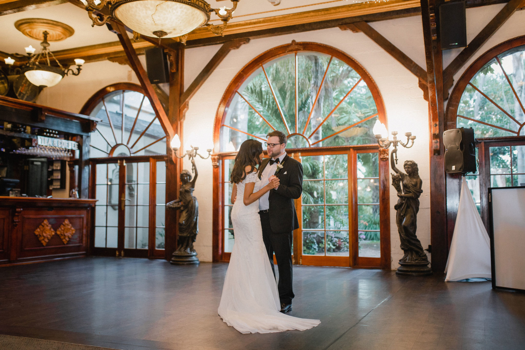 auckland couple first dance