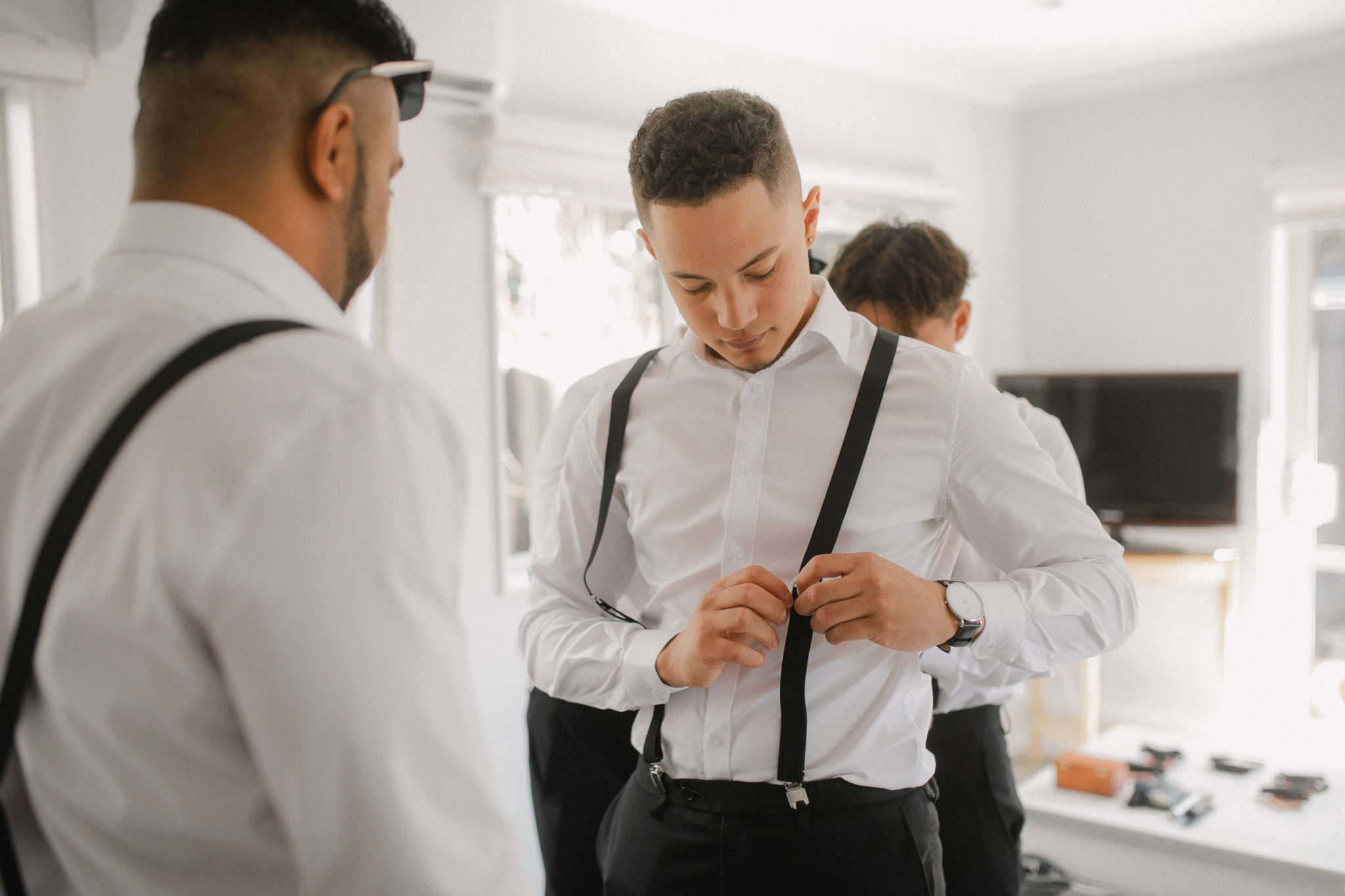 auckland groom getting ready