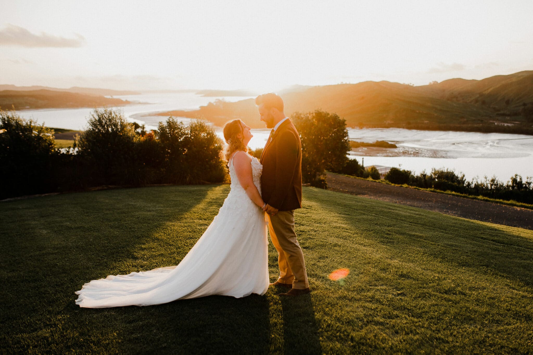 auckland sunset wedding photos